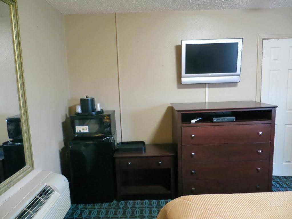 ليك ويلز Prince Of Wales Motel المظهر الخارجي الصورة