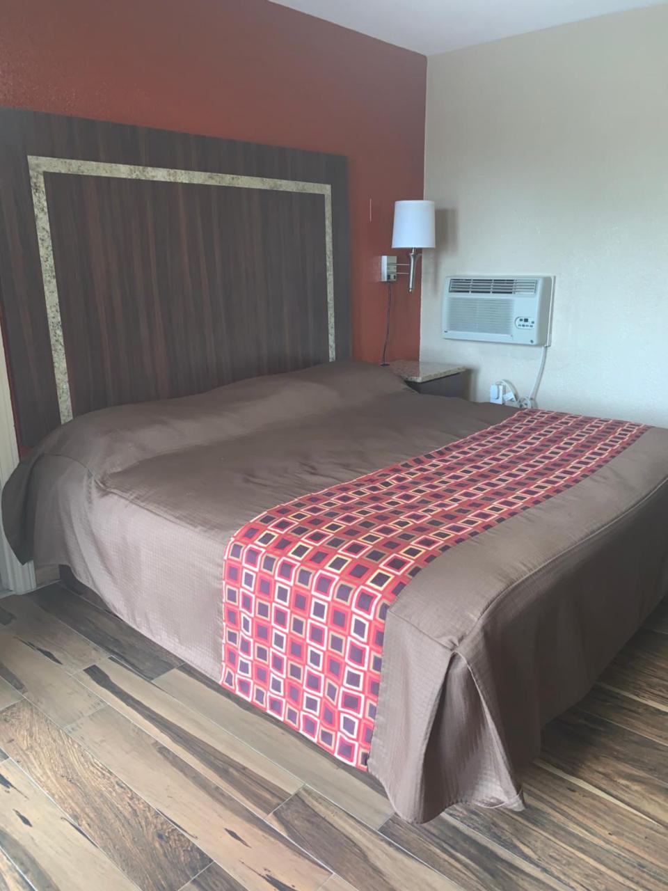 ليك ويلز Prince Of Wales Motel المظهر الخارجي الصورة
